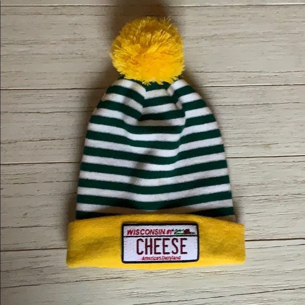 Wisconsin Hat w/ Pom